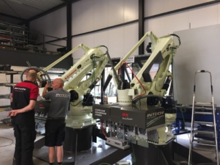 Producten_Klemmen-Tangen_Klem-Vierkant-Stapelen_robotklem vierkant stapelen in aanbouw