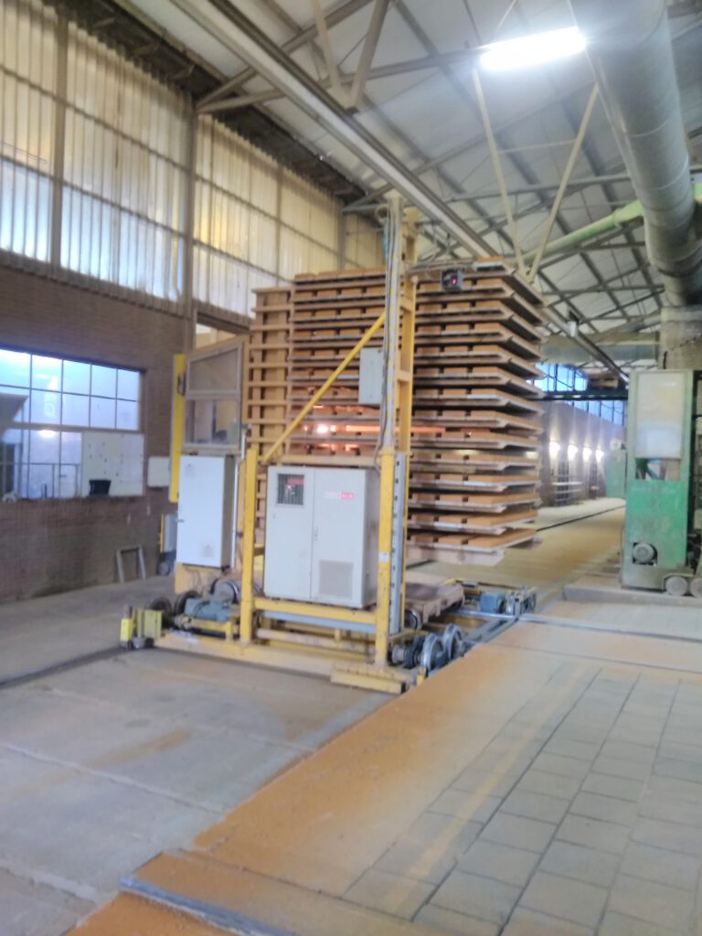 Producten_Productieproces verbeteren_Onbemande Traversewagen_bemande traversewagen omgebouwd naar onbemand